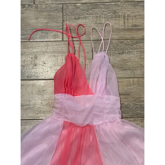 Vintage Vanity Fair Pink V-Neckline Sleeveless Nightgown Size 32 - Picture 11 of 12